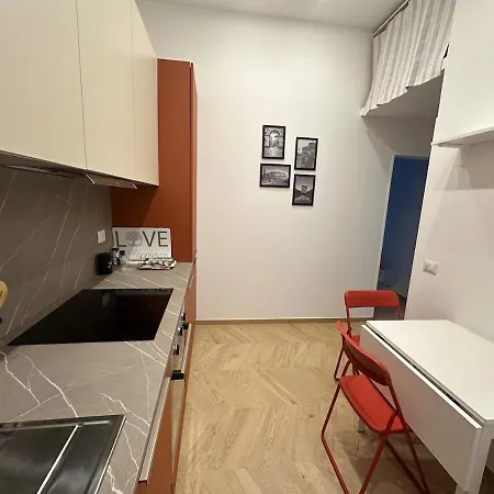 New On The Way To Metro C Colosseum Apartamento Roma